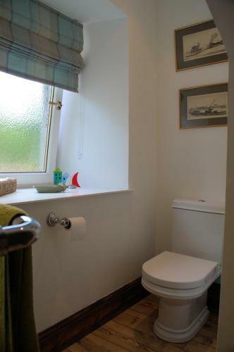 Rosemount Cottage - Highland Cottage