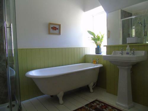 Rowan Cottage, Crannachcottages