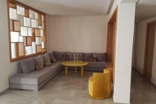 Apartamento Joli Appartement Meubl� de 178 M2 � Agdal