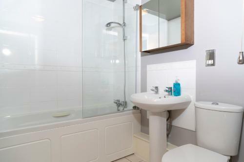 Apartamento Oakstays Quayside Gem