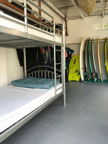 Posada Hermanus Surf School And Lodge