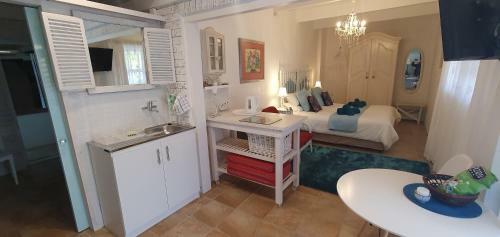 Hostal Belle Vue Pop-up Garage Room