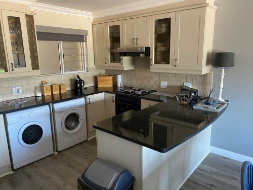 Apartamento Modern Appartement Close To Main Beach