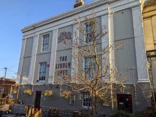 Bed & Breakfast Linden Tree