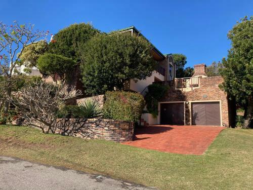 "c" Cottage Overlooking The Bushmans River