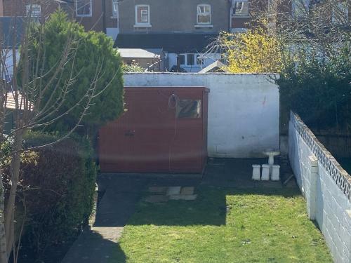 Beautiful Newly Renovated 3 Bedroom House
