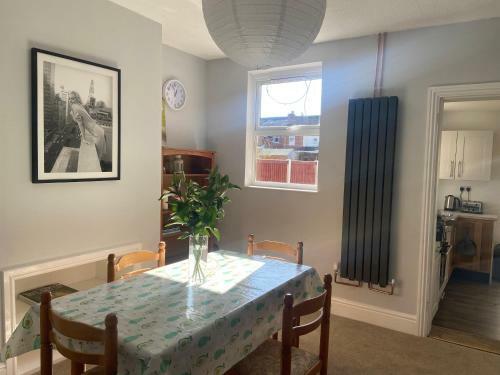 Beautiful Newly Renovated 3 Bedroom House