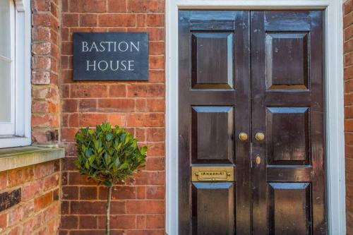 Quiet Apartment Close To Gloucester Quays/docks