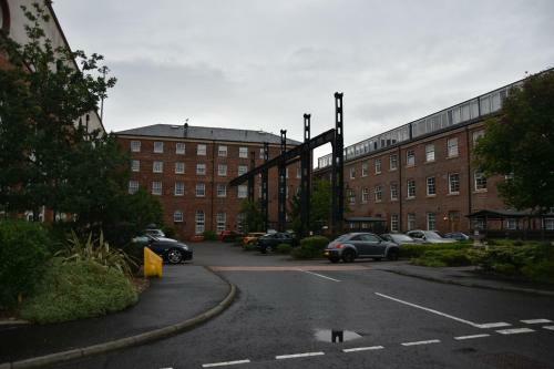 Stunning 2 Bedroom Apartment