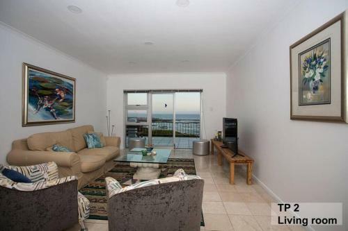 Twin Pigg Coast House