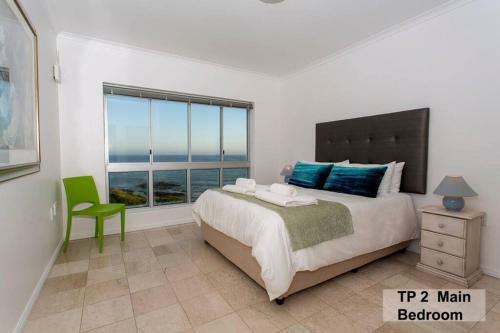 Twin Pigg Coast House