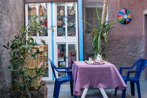 Hostal Maison Tigmi Ozro