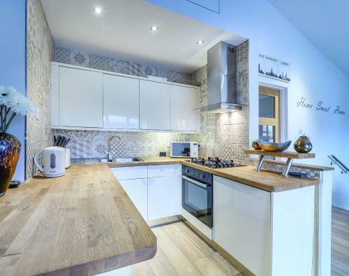 Mosspark Boulevard Exec Apartment II - Free Parking