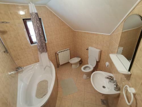 Hostal Apartment Corak