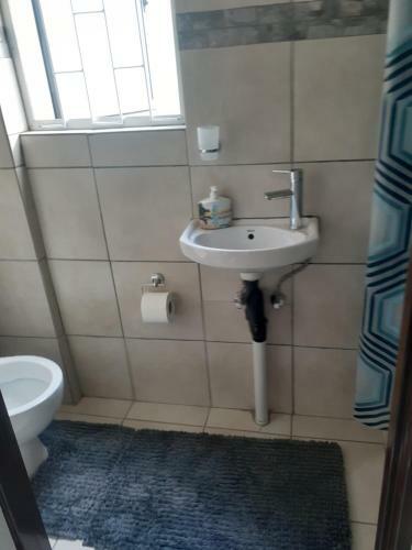 Hostal Ruros Guest House