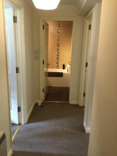 2 Bed City Apartment With Parking