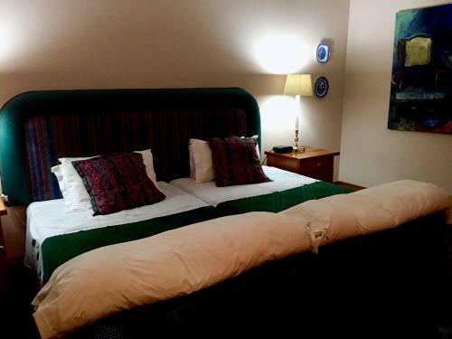 Aiport Manor B&B (old Marben Manor House)