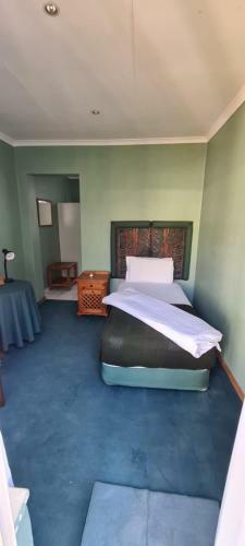 Aiport Manor B&B (old Marben Manor House)