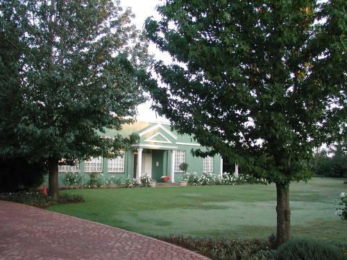 Aiport Manor B&B (old Marben Manor House)