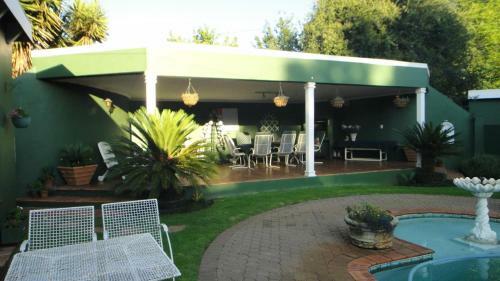 Aiport Manor B&B (old Marben Manor House)