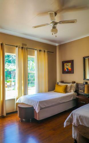 Hostal The Exclusive Guesthouse