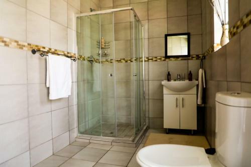 Hostal The Exclusive Guesthouse