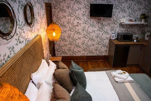 Hostal @athens Guest Rooms