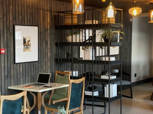 Nare Boutique Hotel