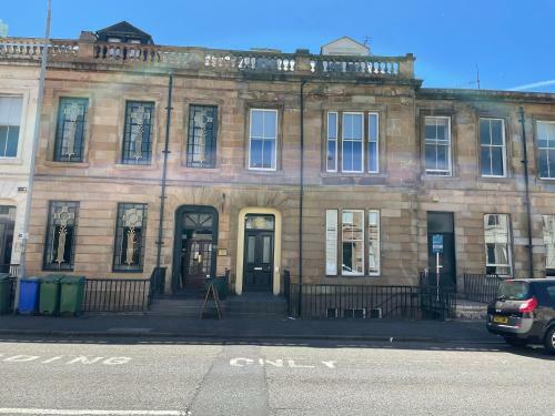 Bright & Cosy Glasgow City Apartment