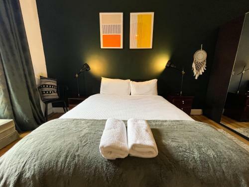 Glasgow West End Apartment - Botanic Gardens