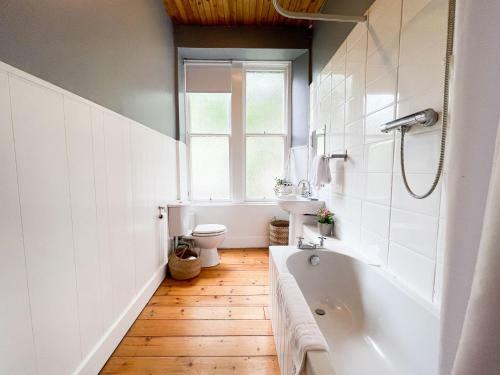 Glasgow West End Apartment - Botanic Gardens