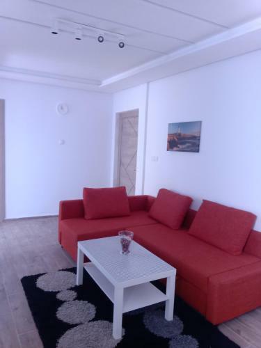 Taza Hotel Apartment With Restaurant