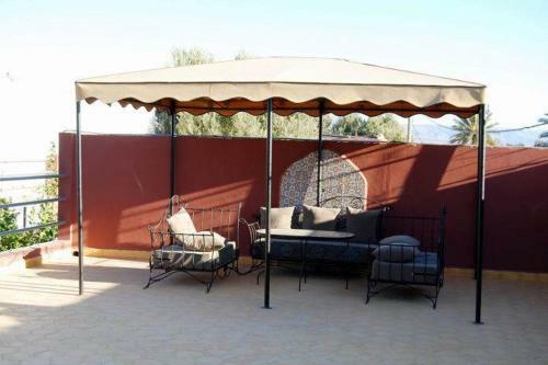 Hostal Riad Les Jardins Mabrouk