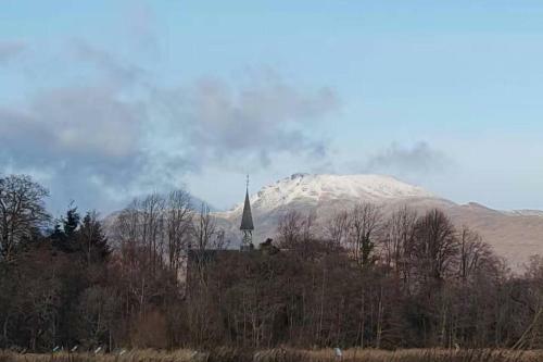 Broomfield Cottage South Luss