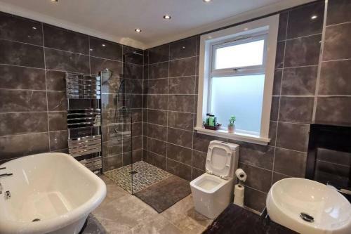 Broomfield Cottage South Luss