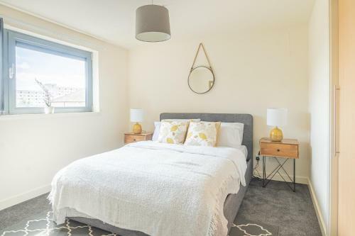 Charming Westend/city Centre Apartment