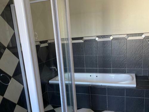 Hostal Rose Villa