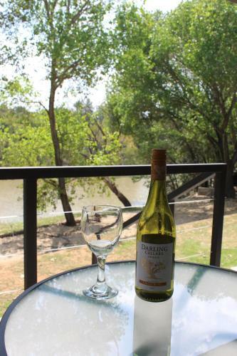 Hostal At The River Guest House