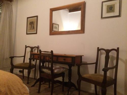 Hostal Towerzicht Guest House