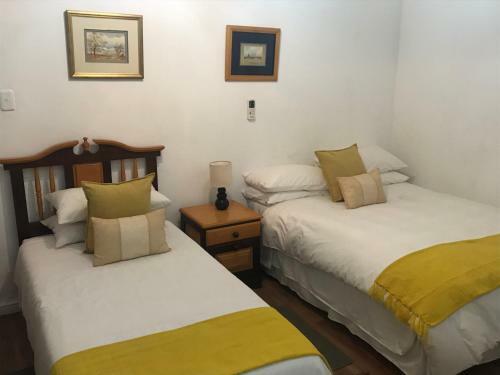 Hostal Towerzicht Guest House