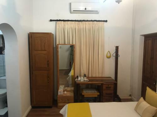 Hostal Towerzicht Guest House