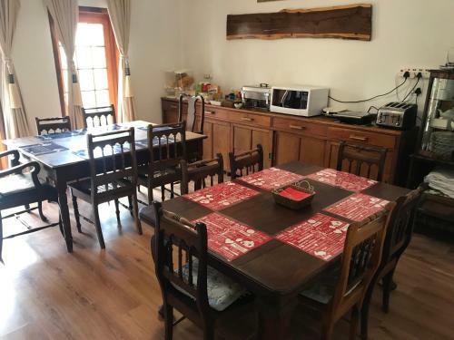 Hostal Towerzicht Guest House