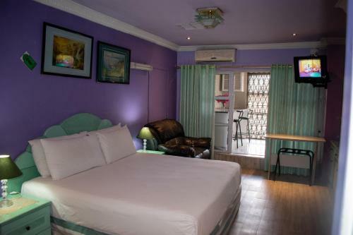 Hostal Lenasia Guest Lodge
