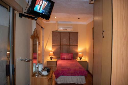 Hostal Lenasia Guest Lodge