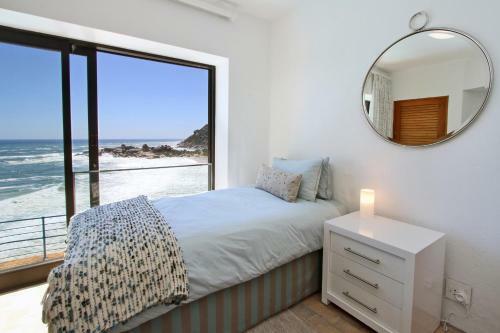 Villa Beach Music