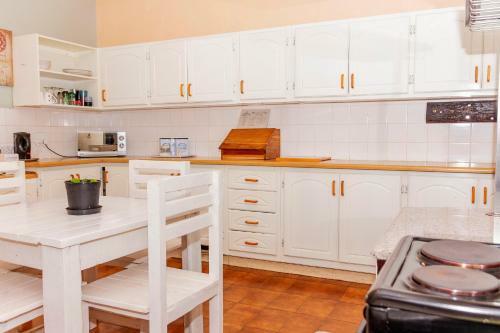 Hostal Silver Swan Accommodation