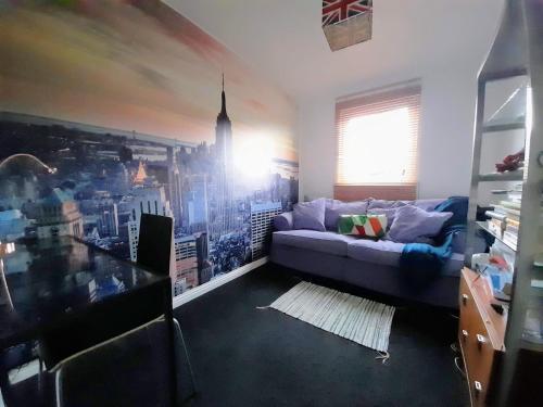 2bed Guest Wing - Charming Glasgow Villa - Off M8 M80