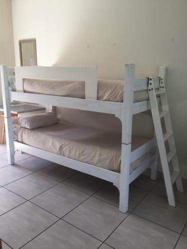 Hostal Blue Skies Country House