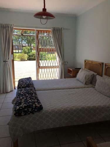 Hostal Blue Skies Country House
