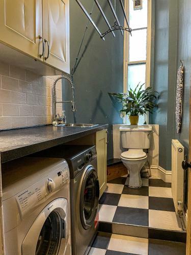 Spacious & Beautiful Glasgow Westend Apartment - Cop26